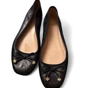 Black Tory Burch flats